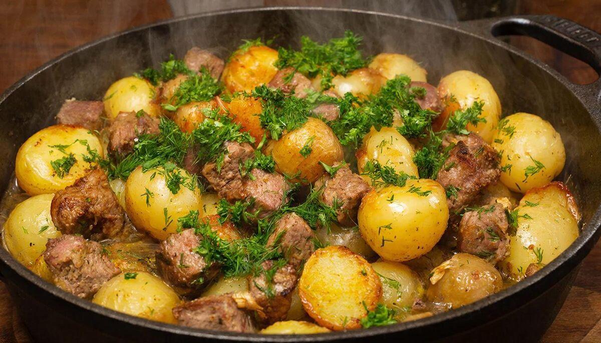 Картошка по-сибирски с молодым картофелем в мундире